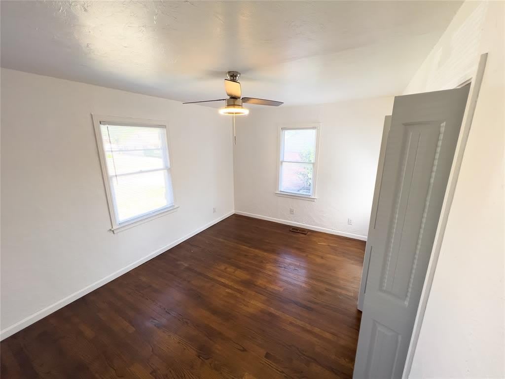 2022 NW 33rd Street – photo 5