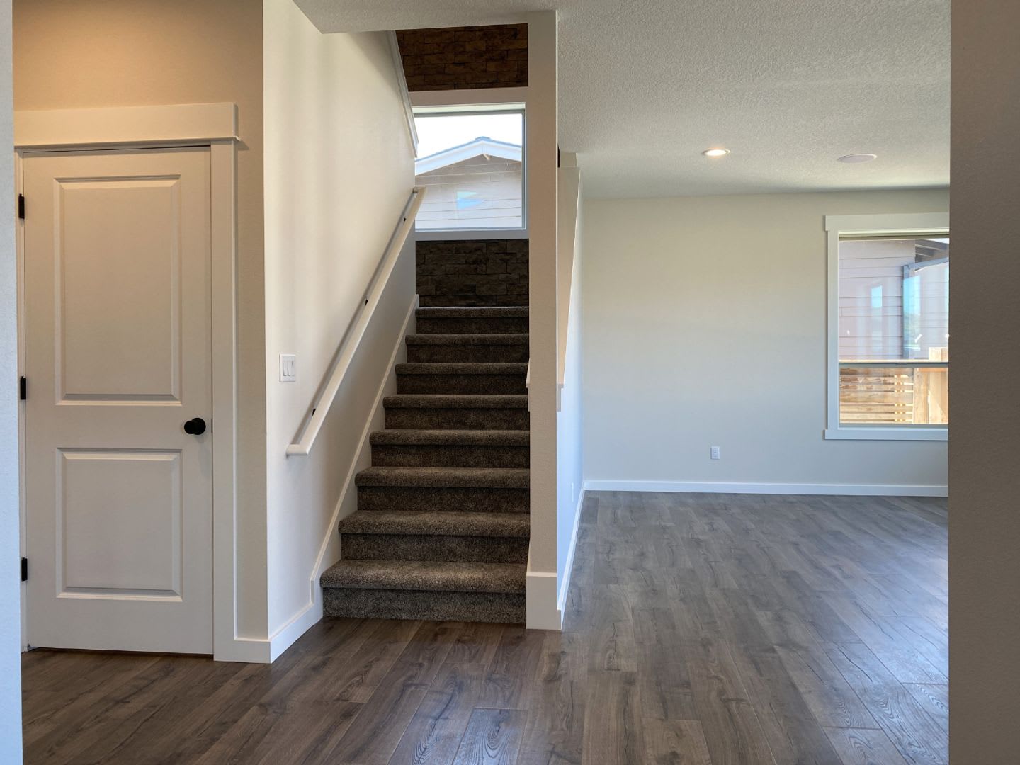 Room to Entertain – photo 3