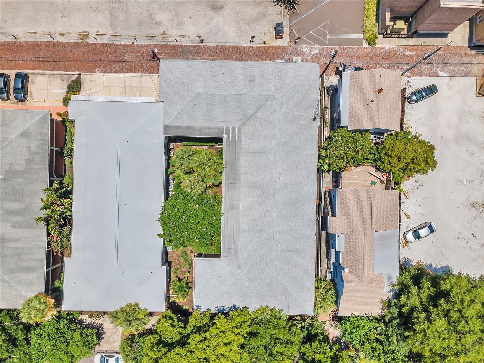 224 6TH Avenue N – photo 2