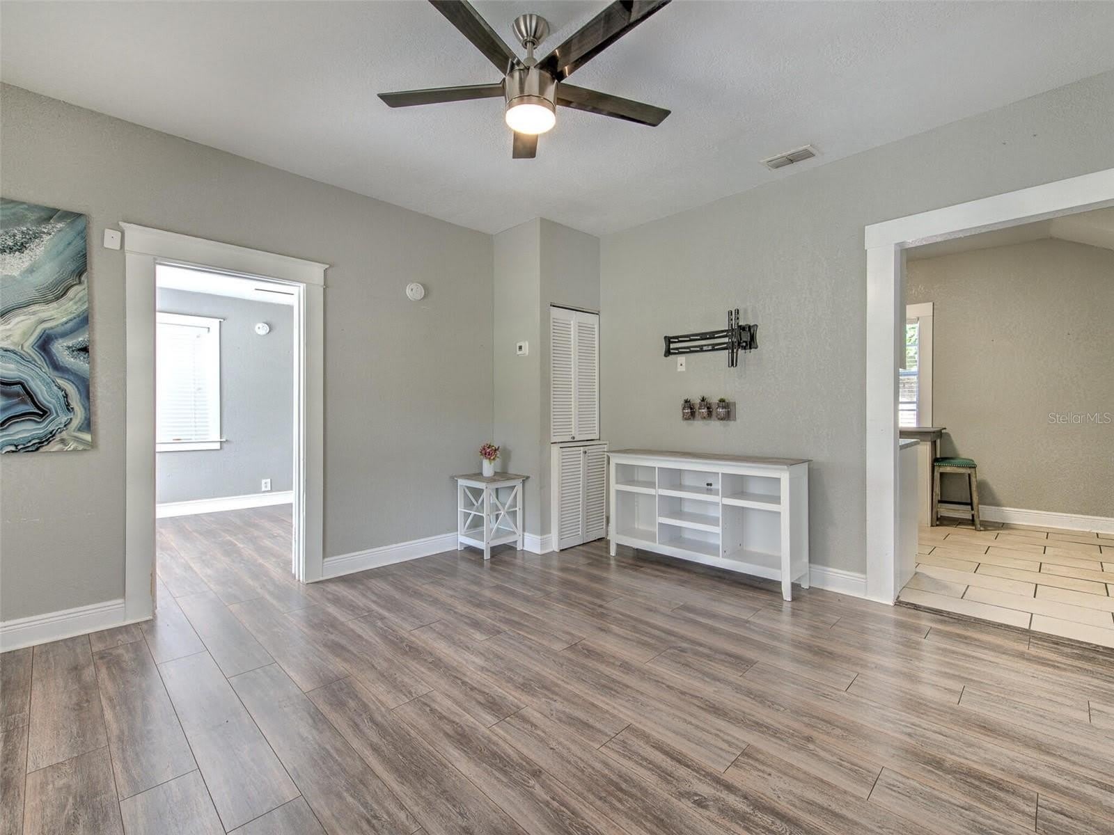 728 E HANLON Street – photo 4