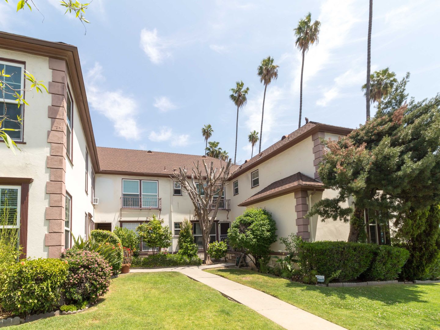 Spacious Studio in the Heart of Los Feliz – photo 1