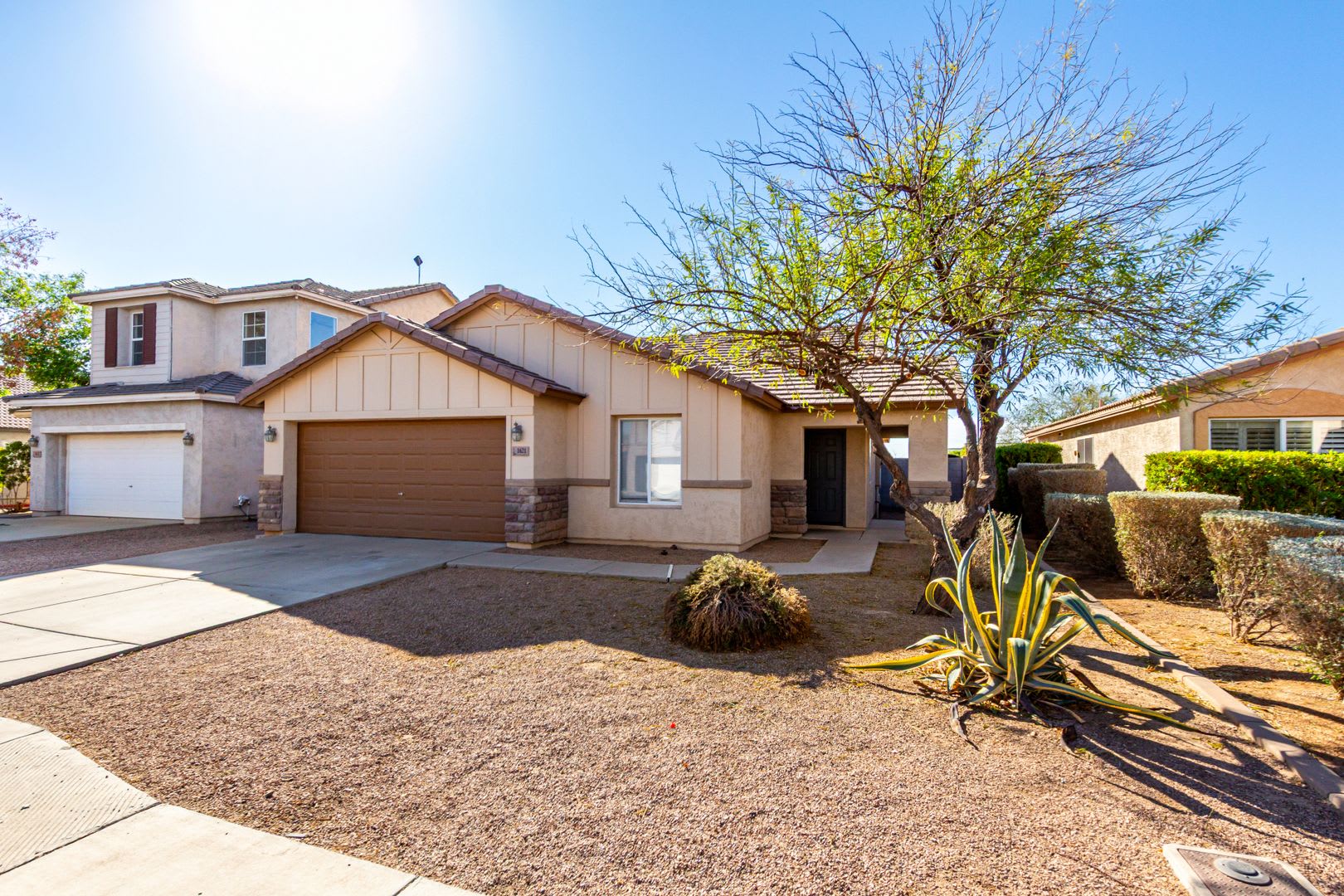 Move-In Ready 3-Bedroom Home in Buckeye – Great Location! – photo 3