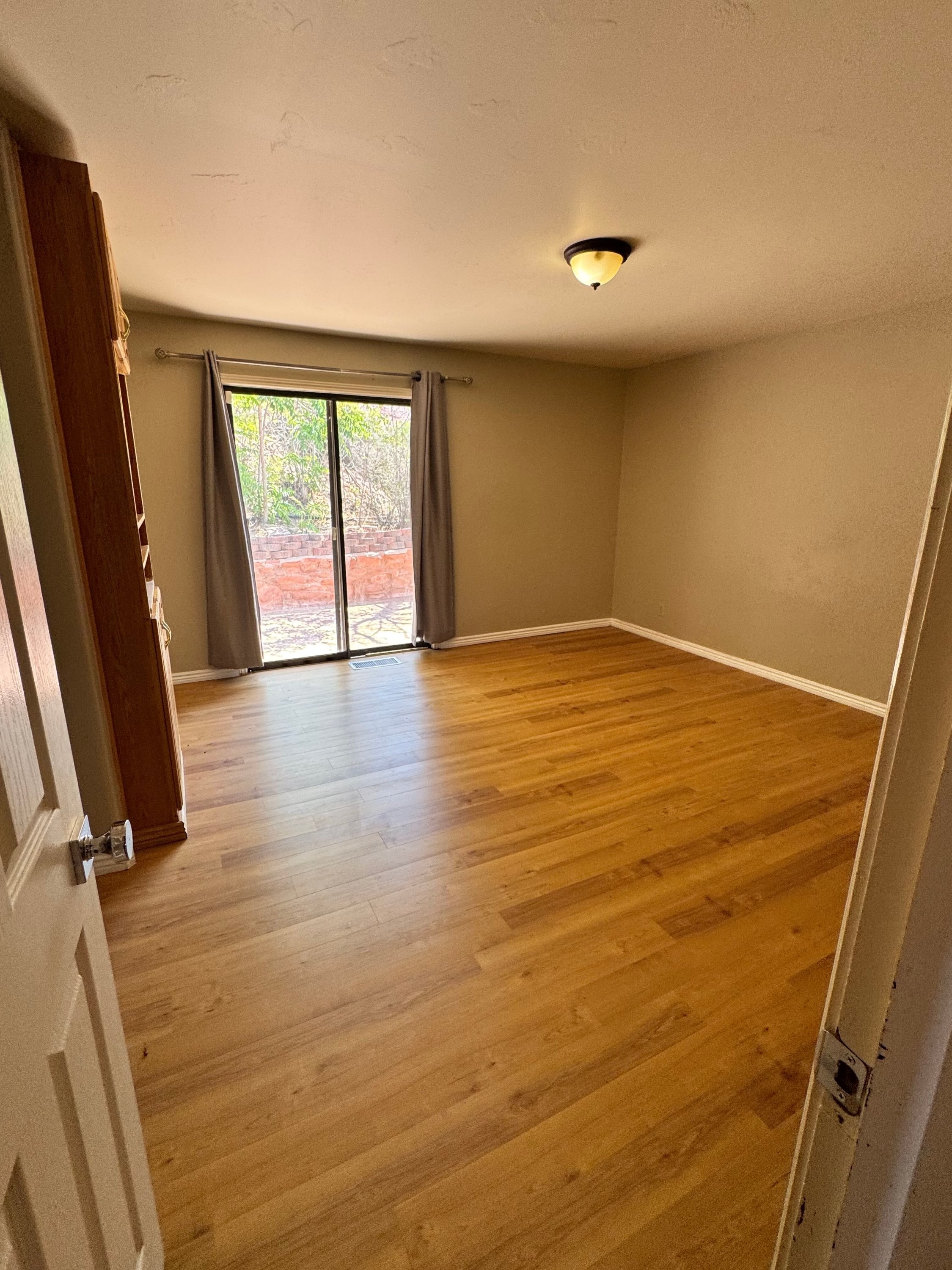 240 North 300 East – photo 5