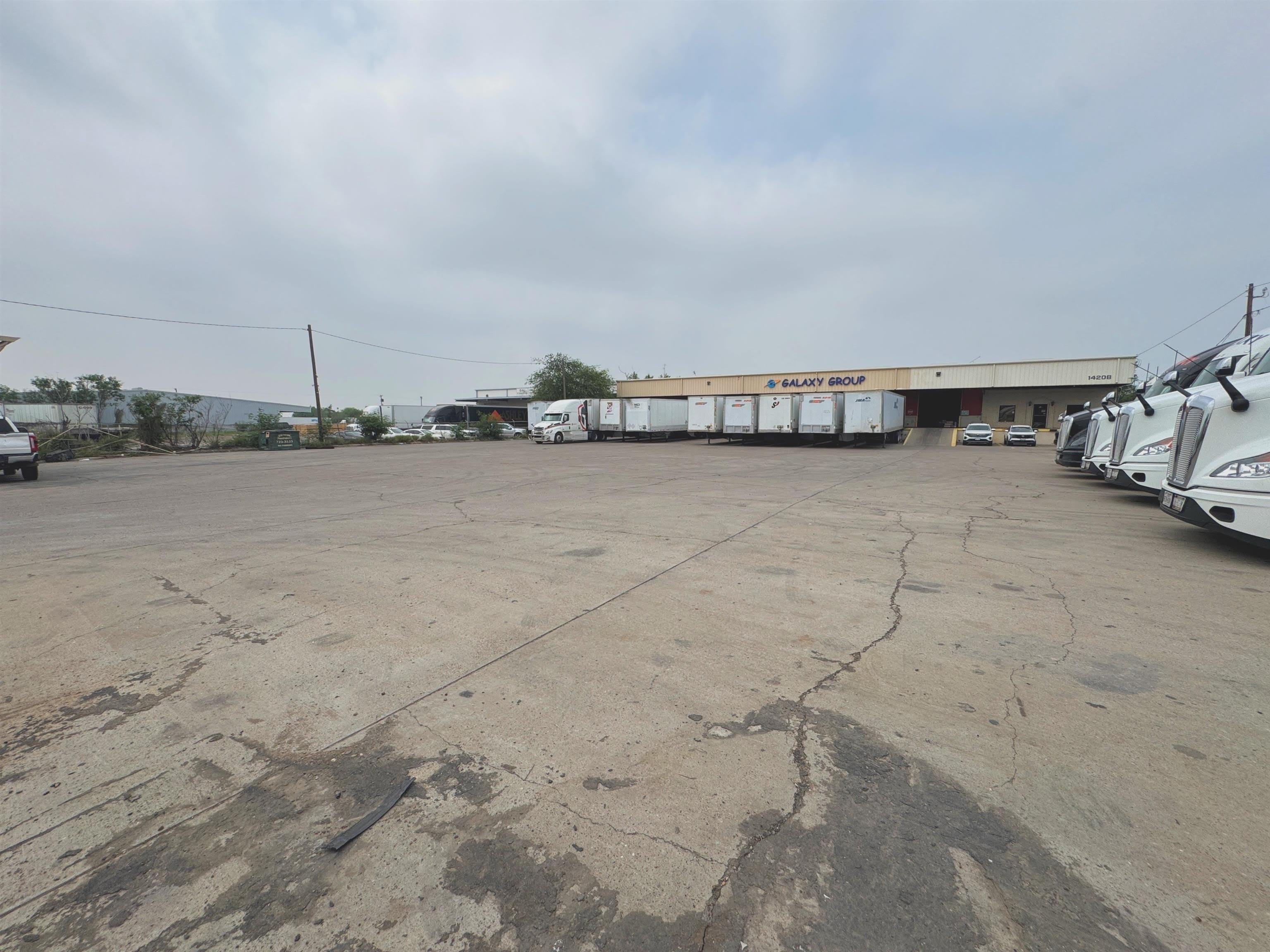 14208 Business Ave – photo 2