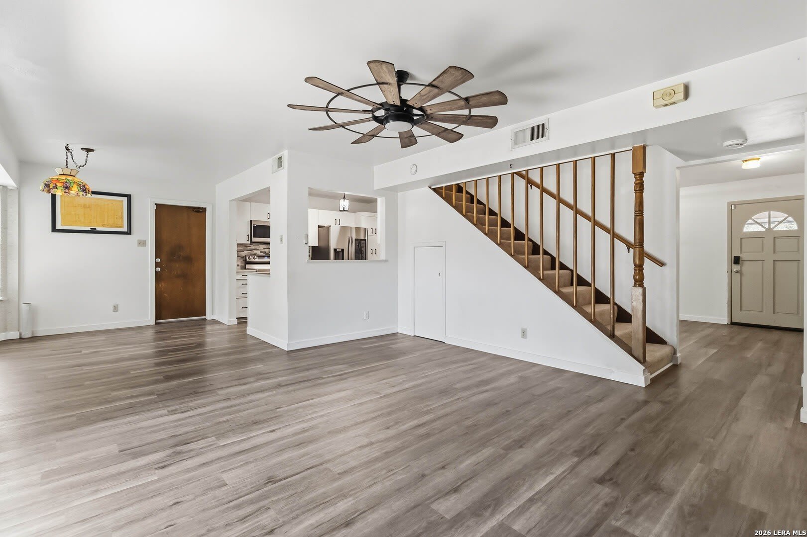 8227 Campobello Dr – photo 2
