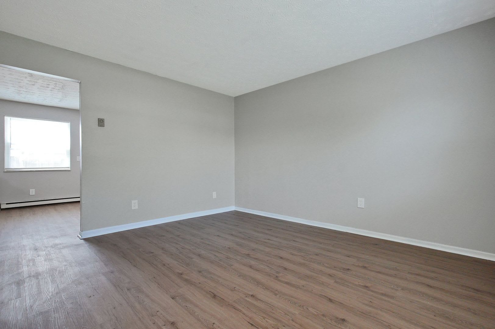 Nice 2 Bedroom Townhome in Southwest Columbus – photo 3