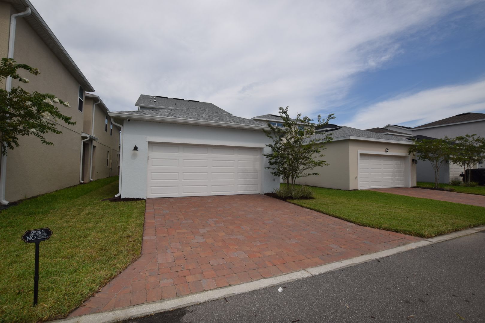 This Charming 3 Bedroom 2 5 Bath Single Family Home For Rent At 2488 Cedar Rose St Apopka Fl 32712 This House Has A Range Refrigerator D W Disposal Central A C Washer Dryer – photo 5