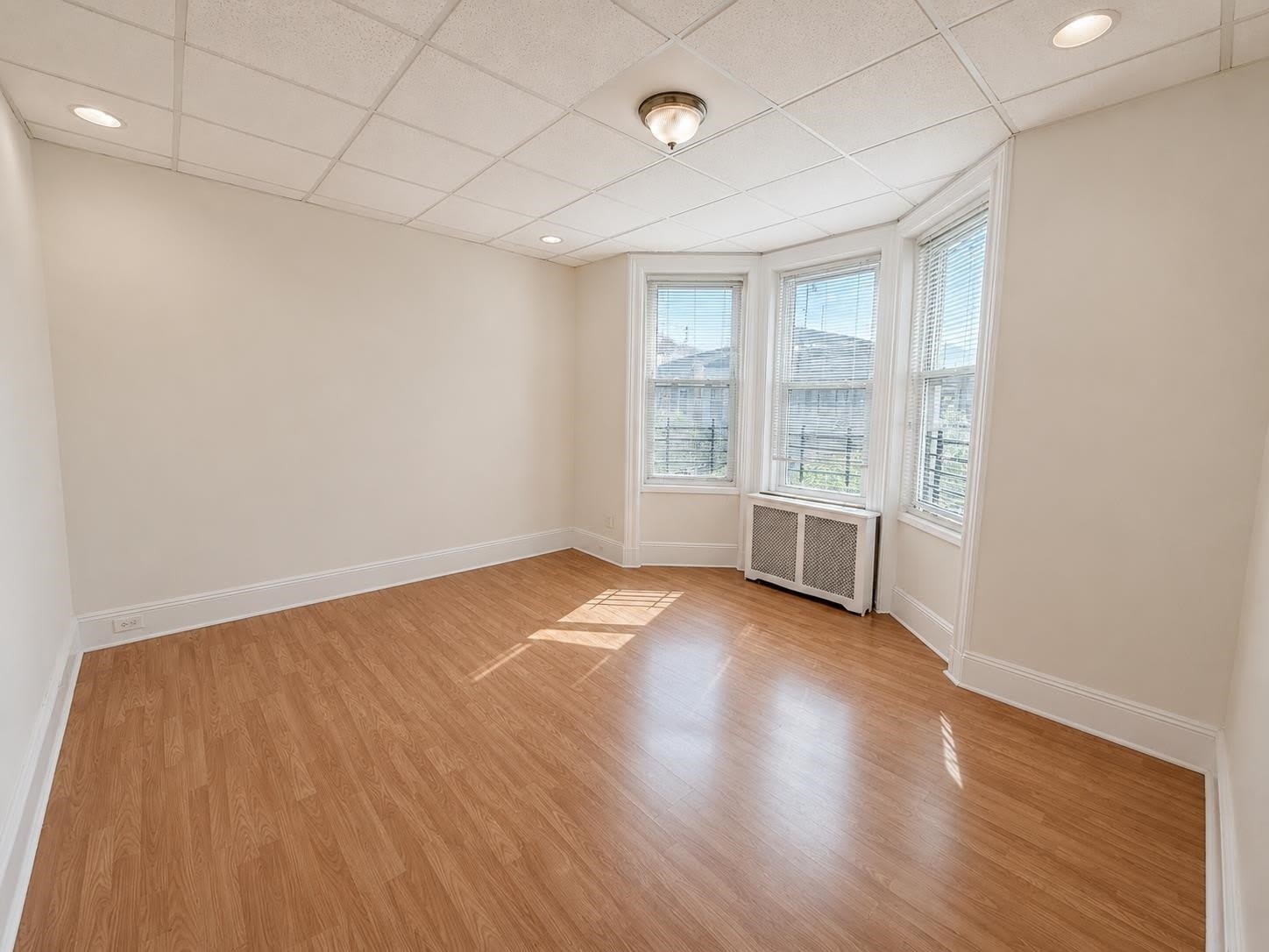 2305 KERRIGAN AVE – photo 3