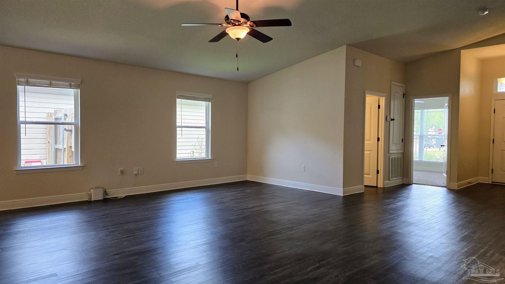 5157 Peach Dr – photo 5