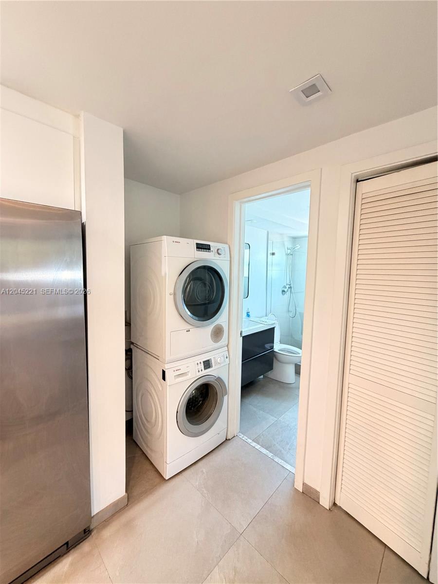 360 Meridian Ave – photo 5