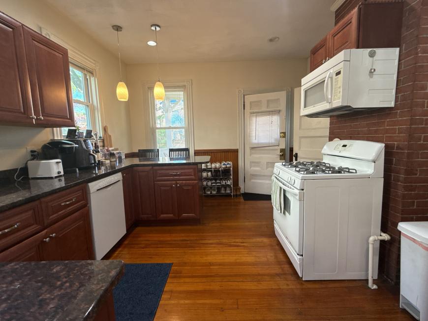 69 Wendell St. – photo 4