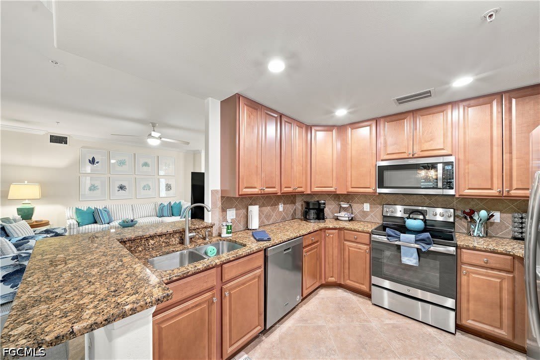 28090 Cookstown Court – photo 4