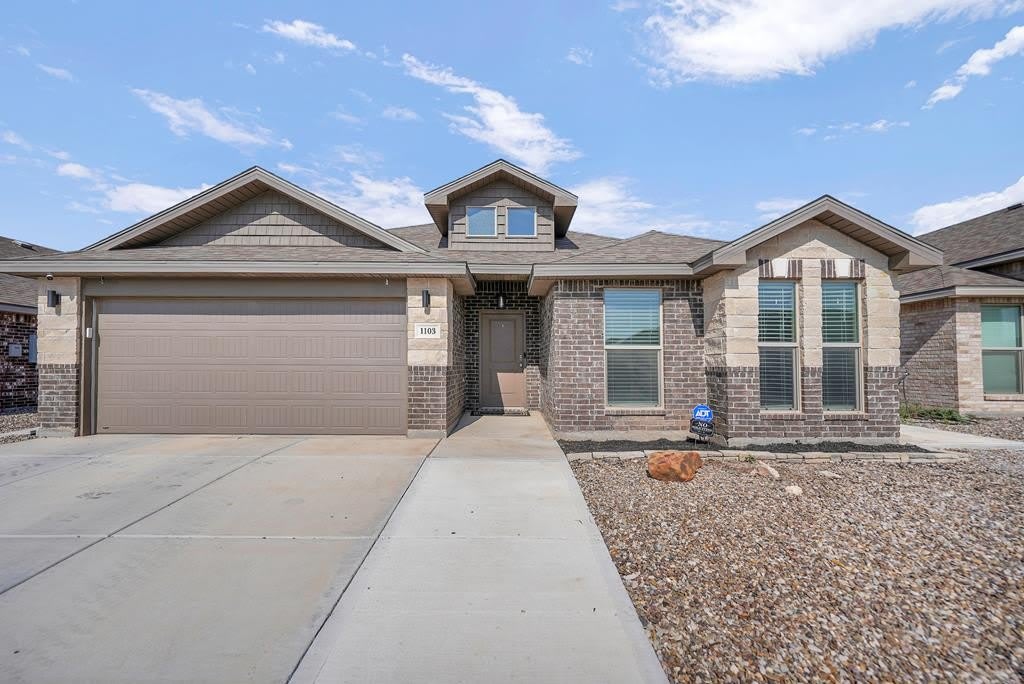1103 Masquerade Blvd – photo 1
