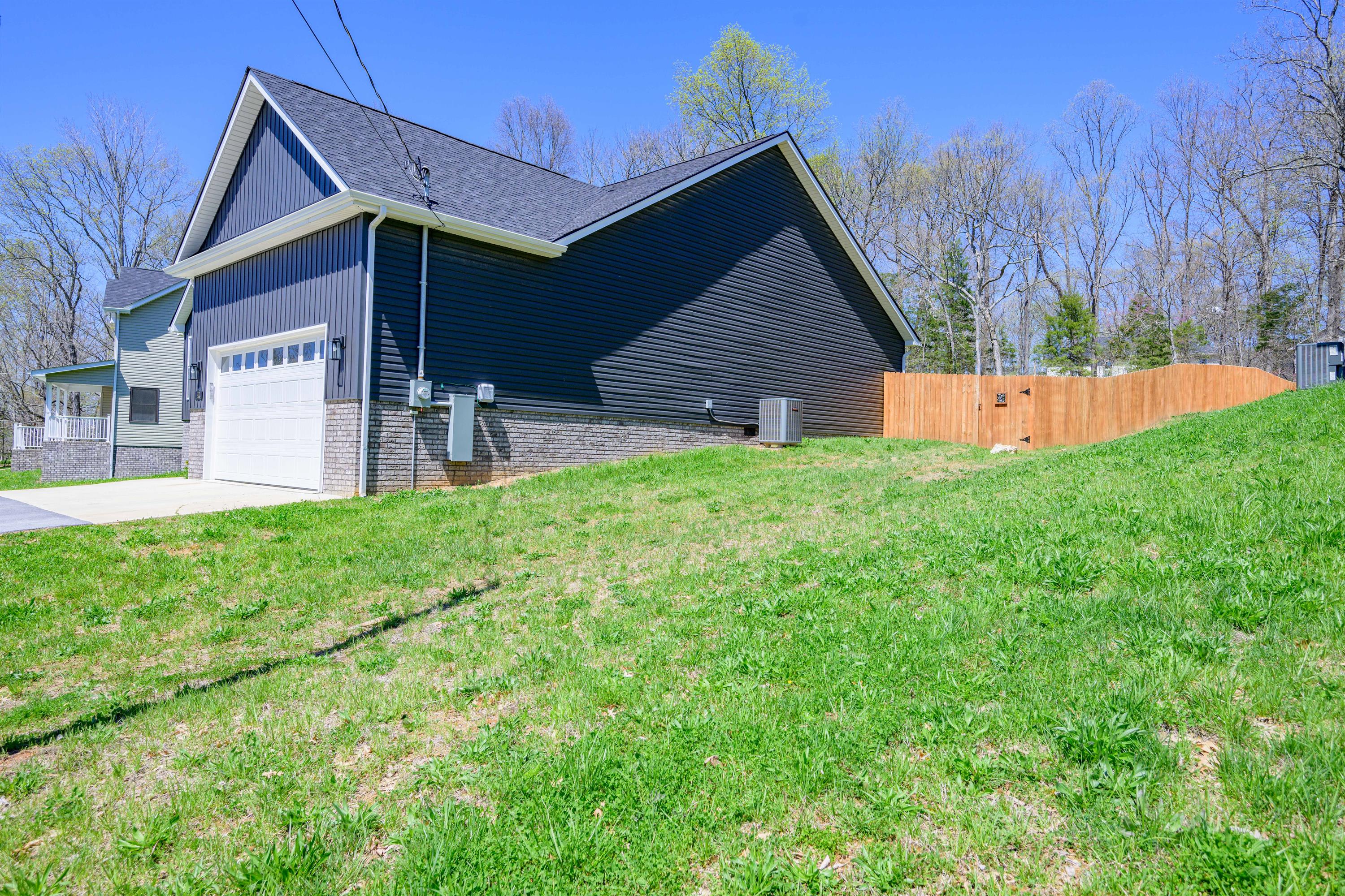 299 Hampton Road – photo 4