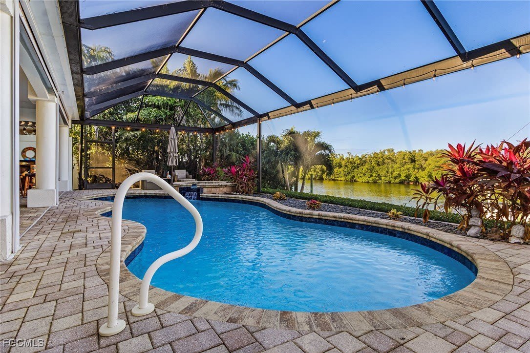 3724 Surfside Boulevard – photo 2