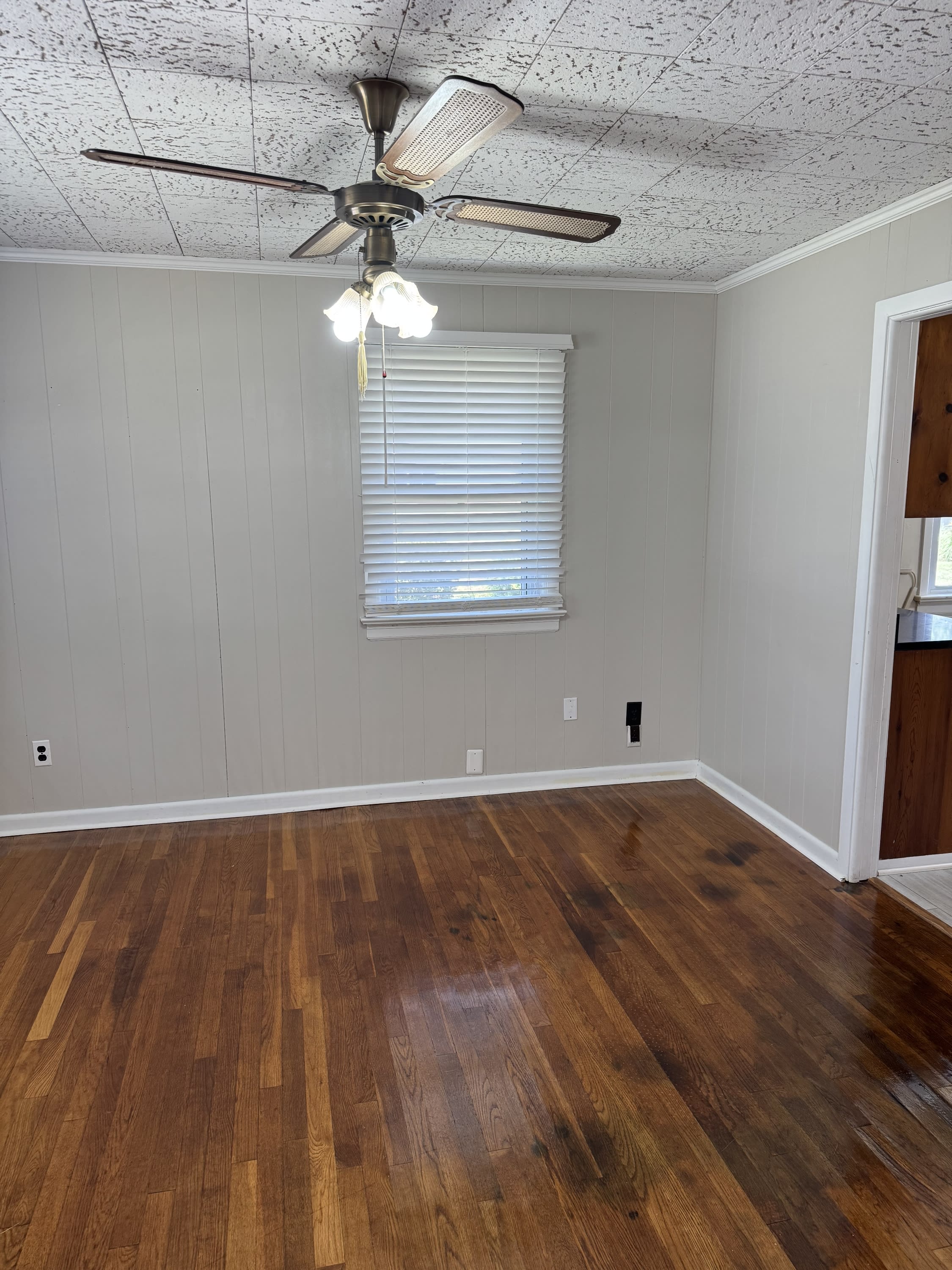 9116 Huron Avenue – photo 5