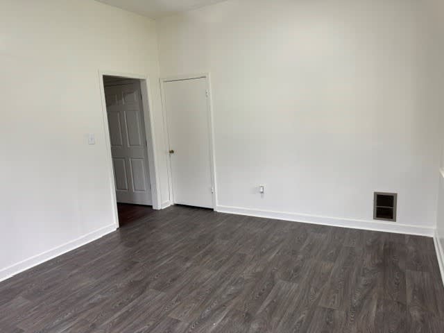 1010 Angel Street – photo 2
