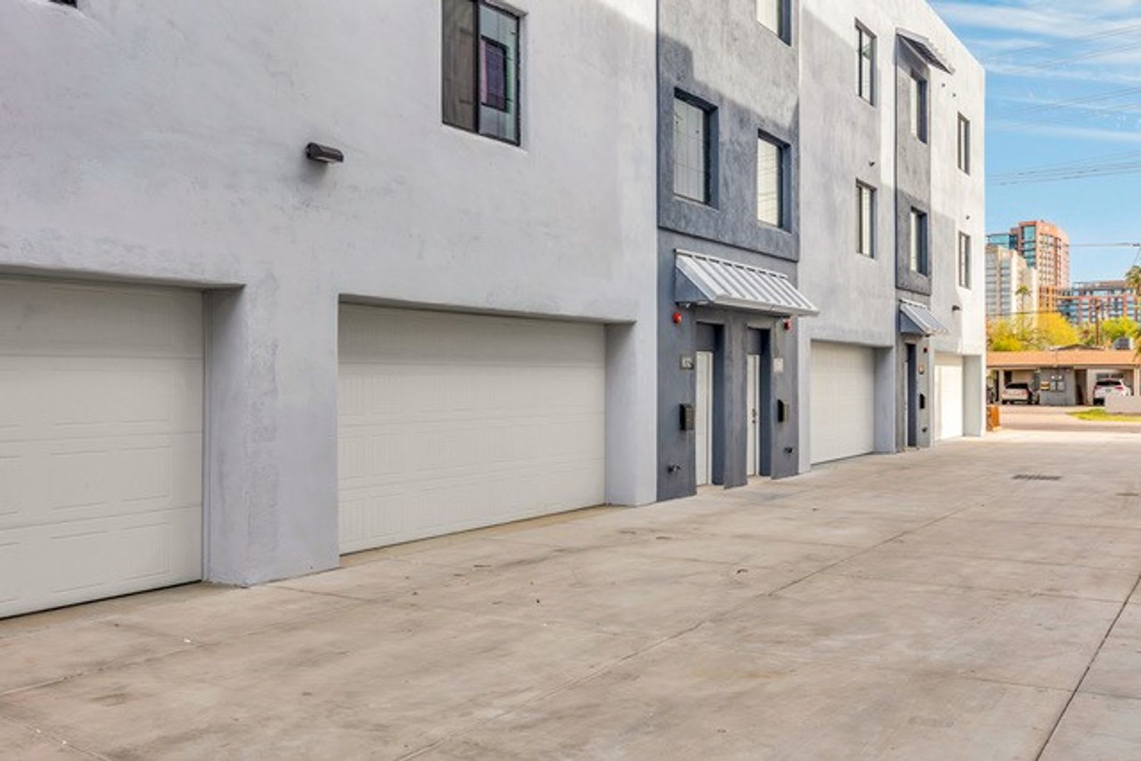 Luxury Townhouse by ASU – photo 1