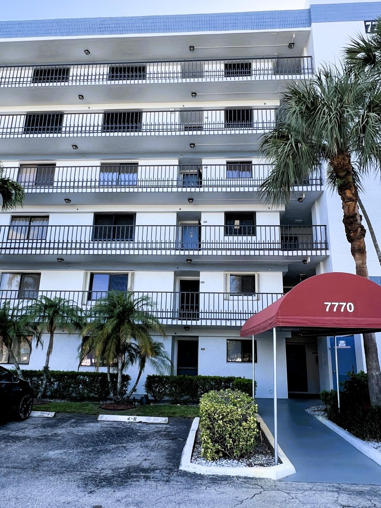 7770 TAHITI Lane – photo 1