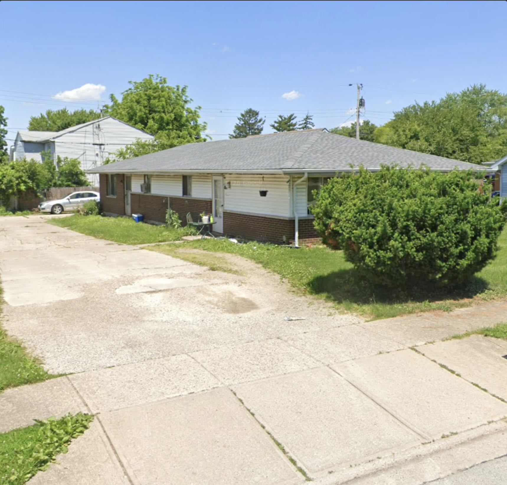 437-439 Forest Street – photo 1