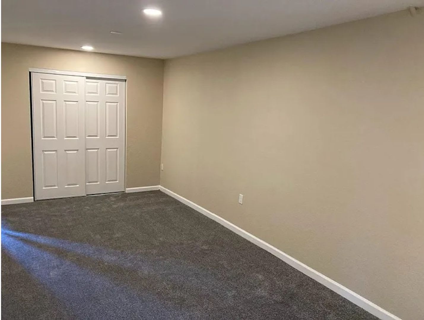 1409 N Jasmine St. 2 bd 1 ba 705 sq ft $1895 – photo 5