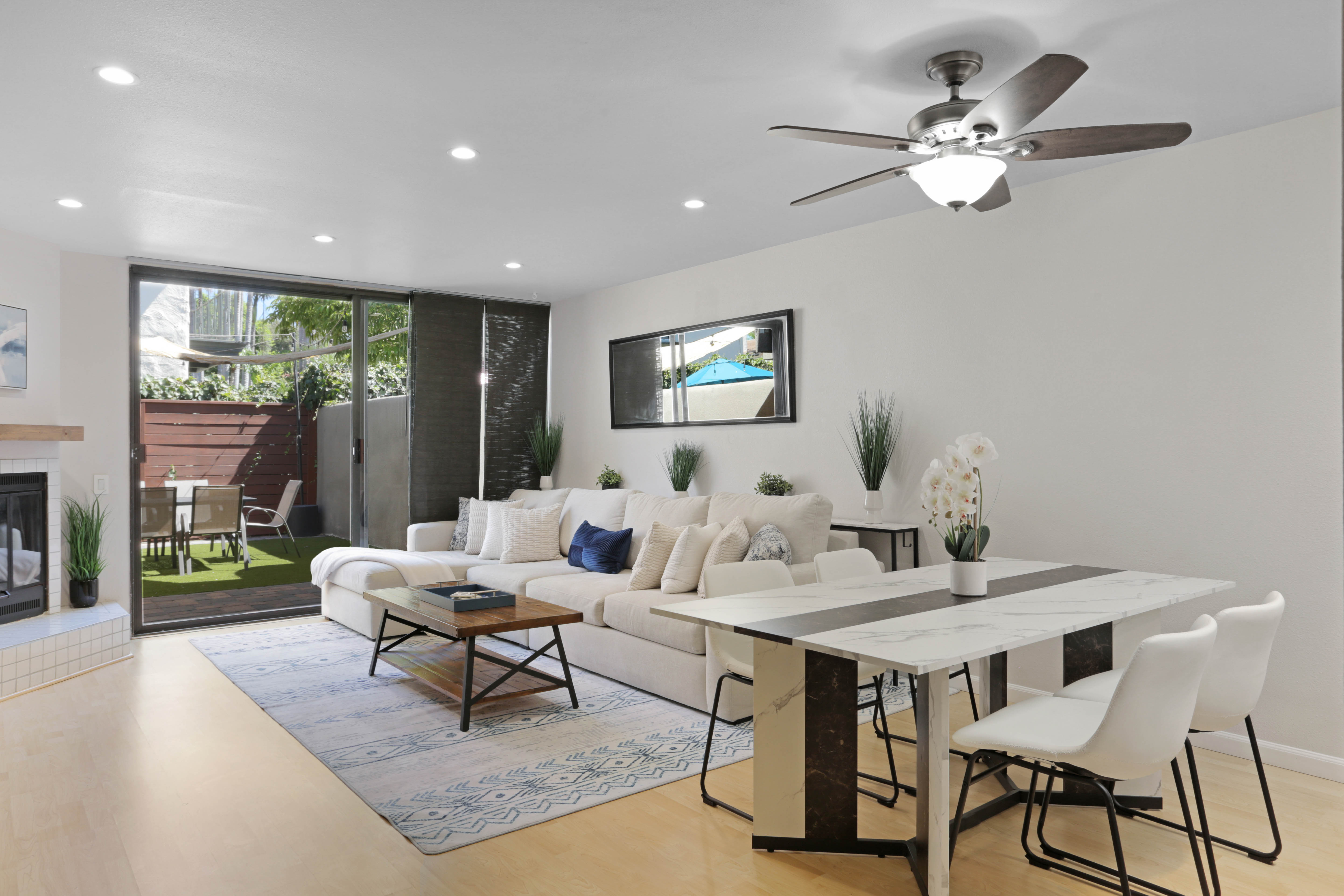 3054 Rue Dorleans – photo 2