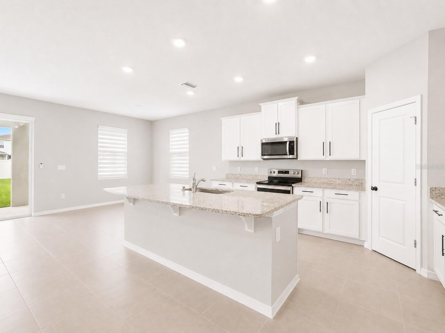 8469 Hardy Bay Loop – photo 5