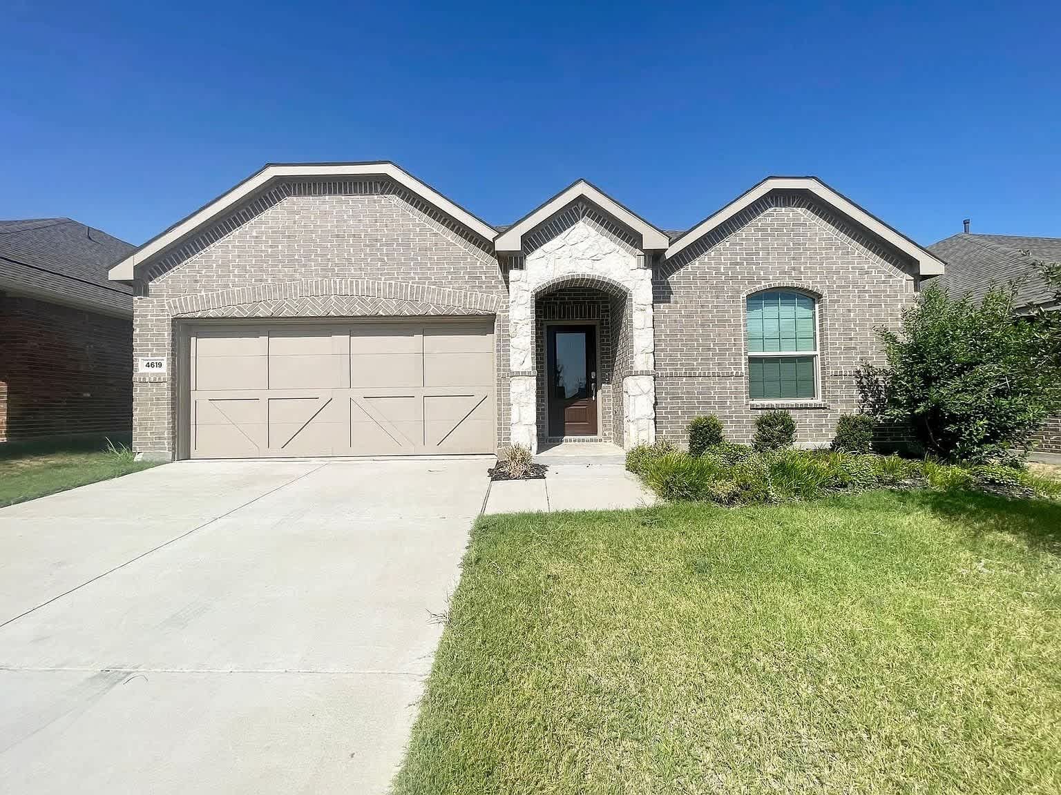 4619 Cleves Ave – photo 1