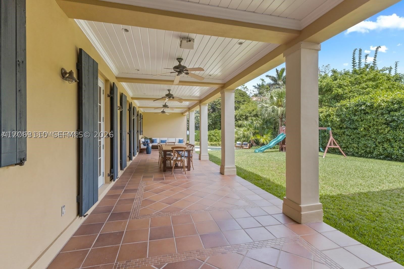 685 Harbor Ln – photo 5