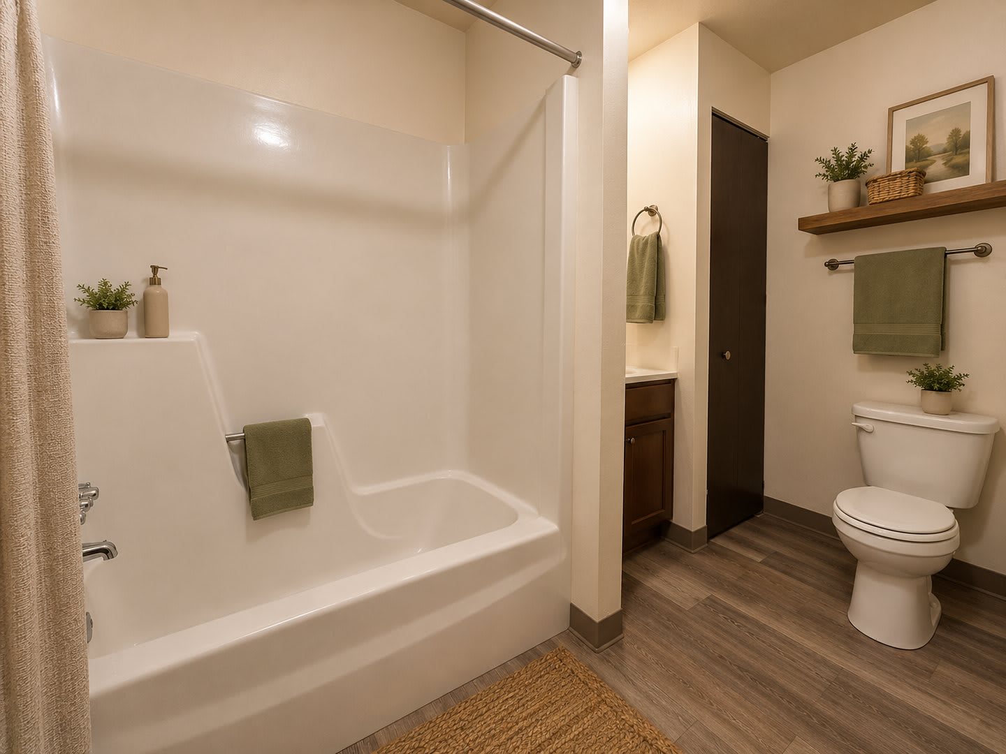 Beautiful First Floor 1 Bedroom Apartment Available At Kellywood Manor Call Today – photo 5