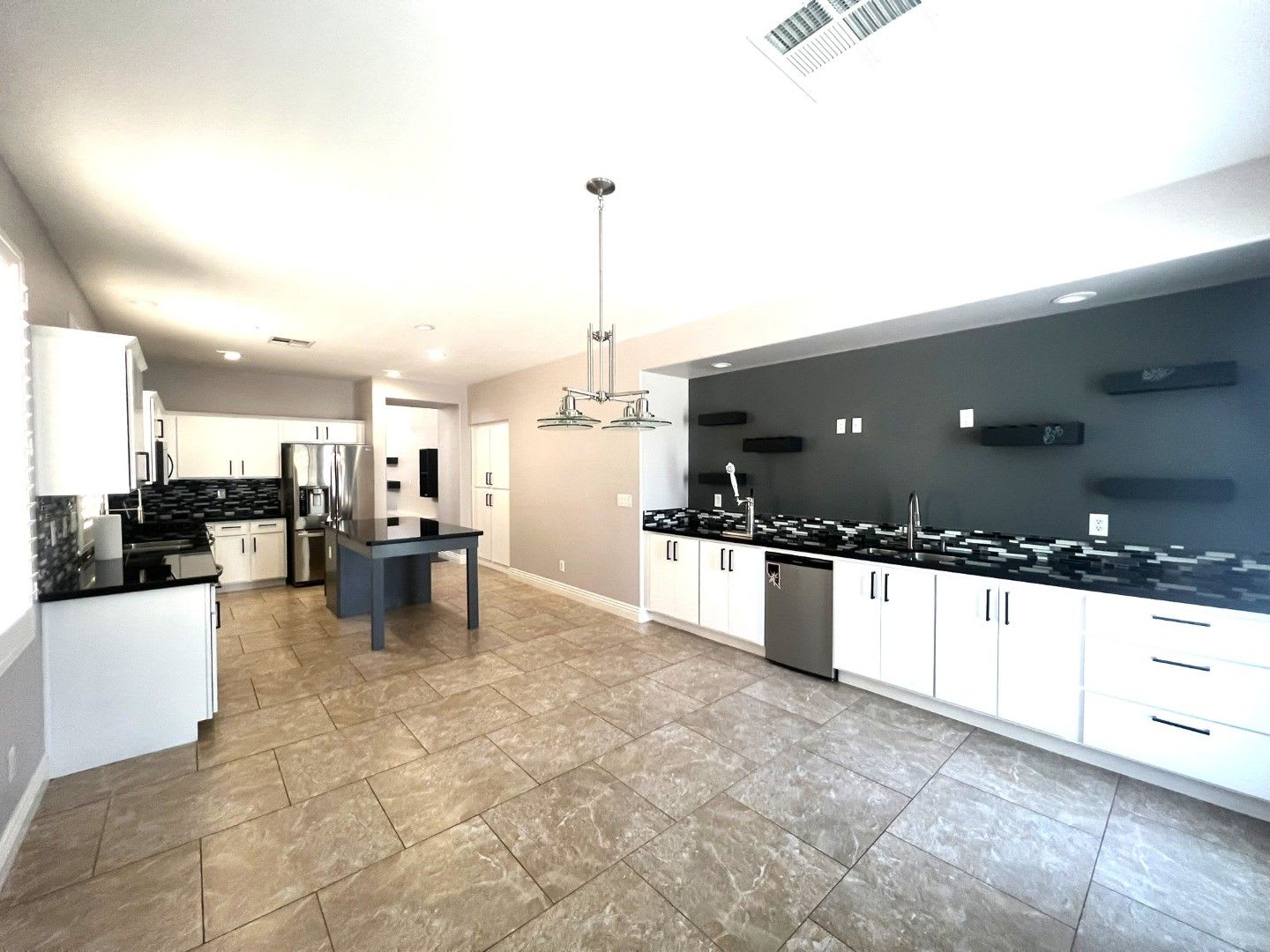 Southern Terrace Single Story Stunner!!! – photo 5