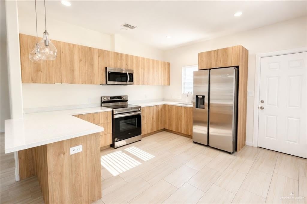 2904 E Israel Avenue – photo 5