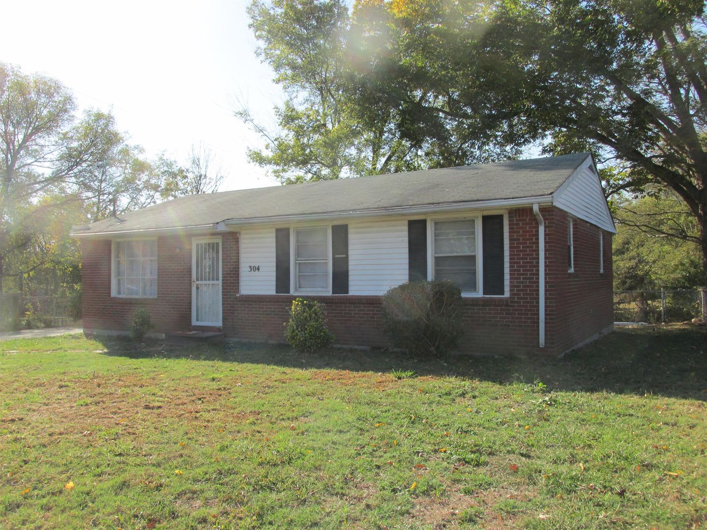 3 Bedroom 1 Bath Pet Friendly Home For Rent! – photo 3