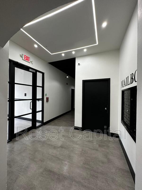 Godwin Urban – photo 4