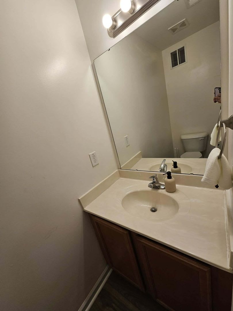 2 Bedroom Townhome Off Of Gum Branch Rd – photo 4
