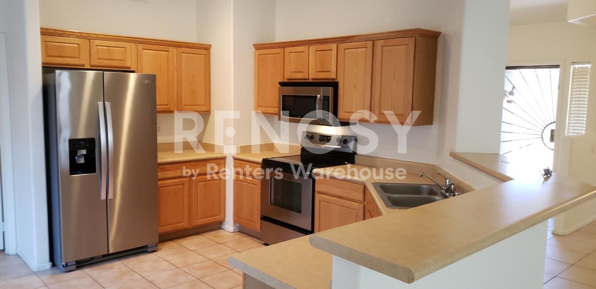 Ideal 3 BD/2 BA/ 2-Car-Garage Home Near Dysart Rd & I-10 in Avondale! – photo 4