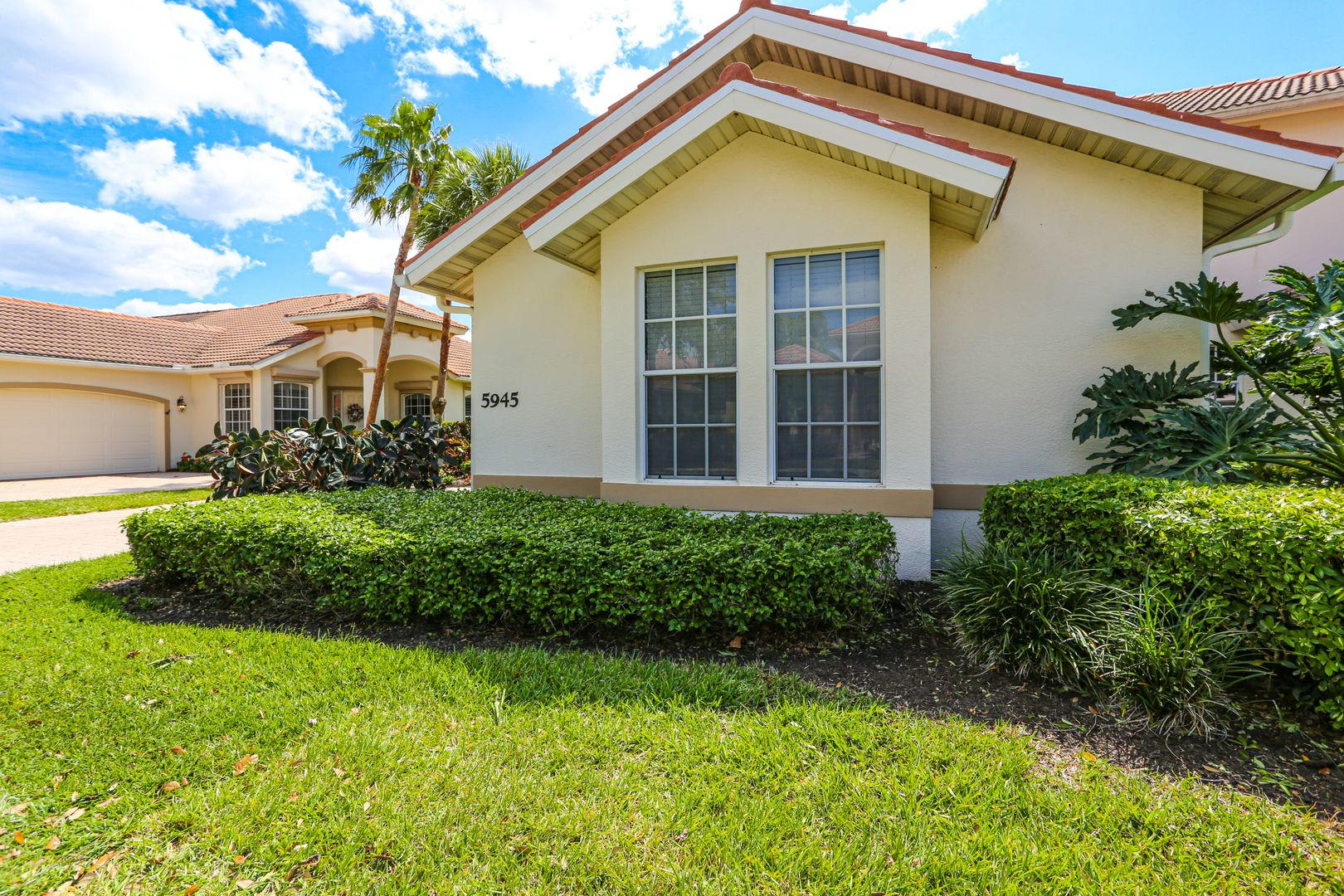 5945 Paradise Circle – photo 2