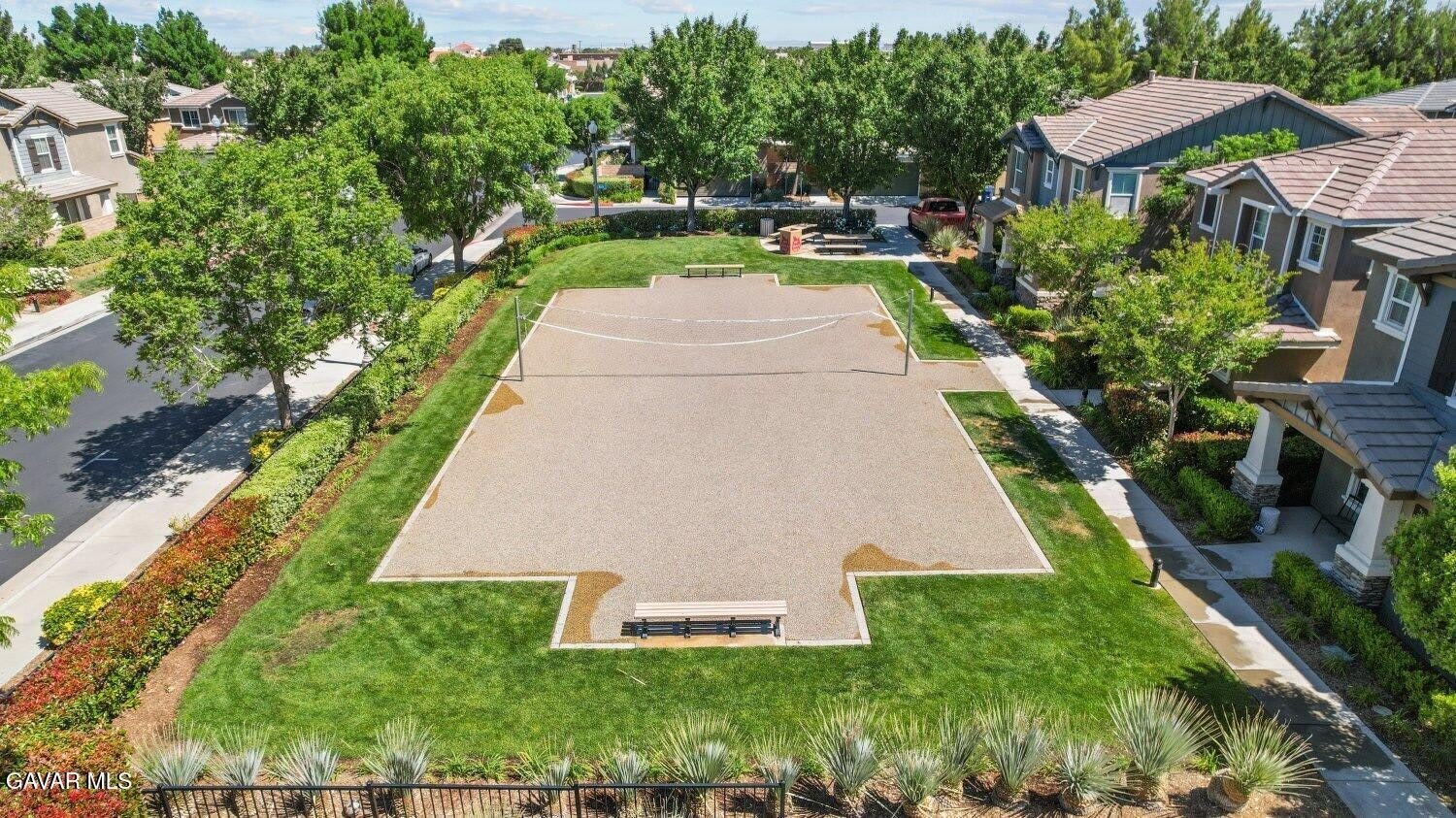 2658 Greenwood Court – photo 4