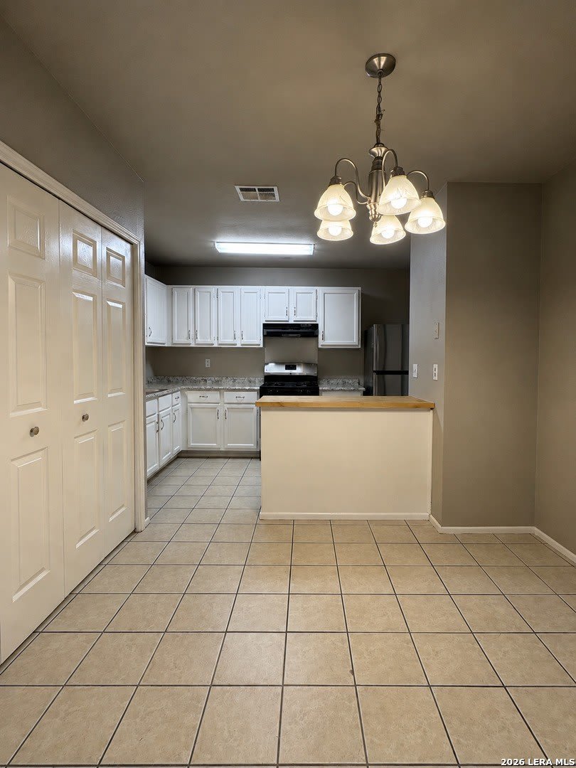 8023 Laurel Bend – photo 5