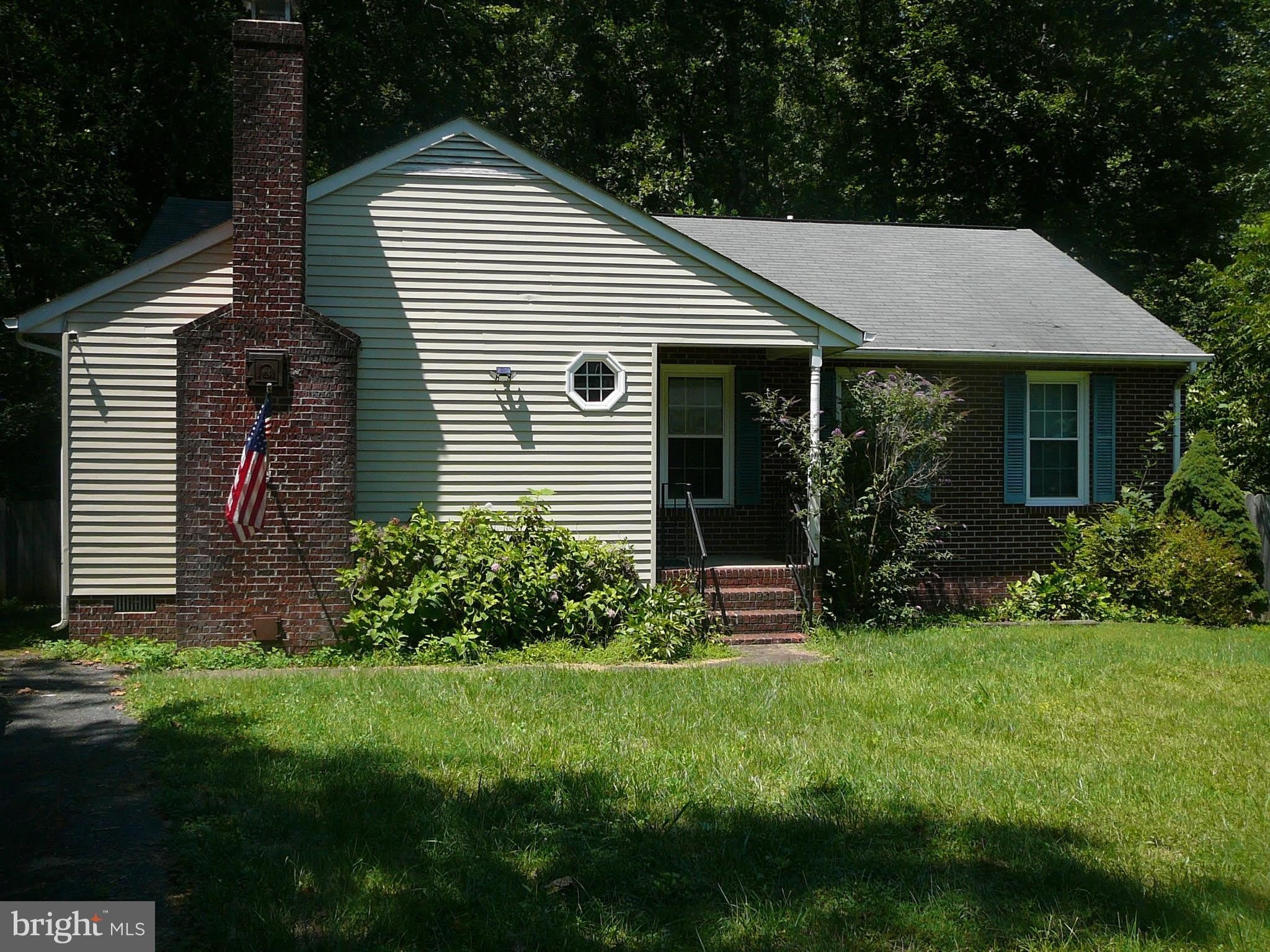 231 VINE Place – photo 1