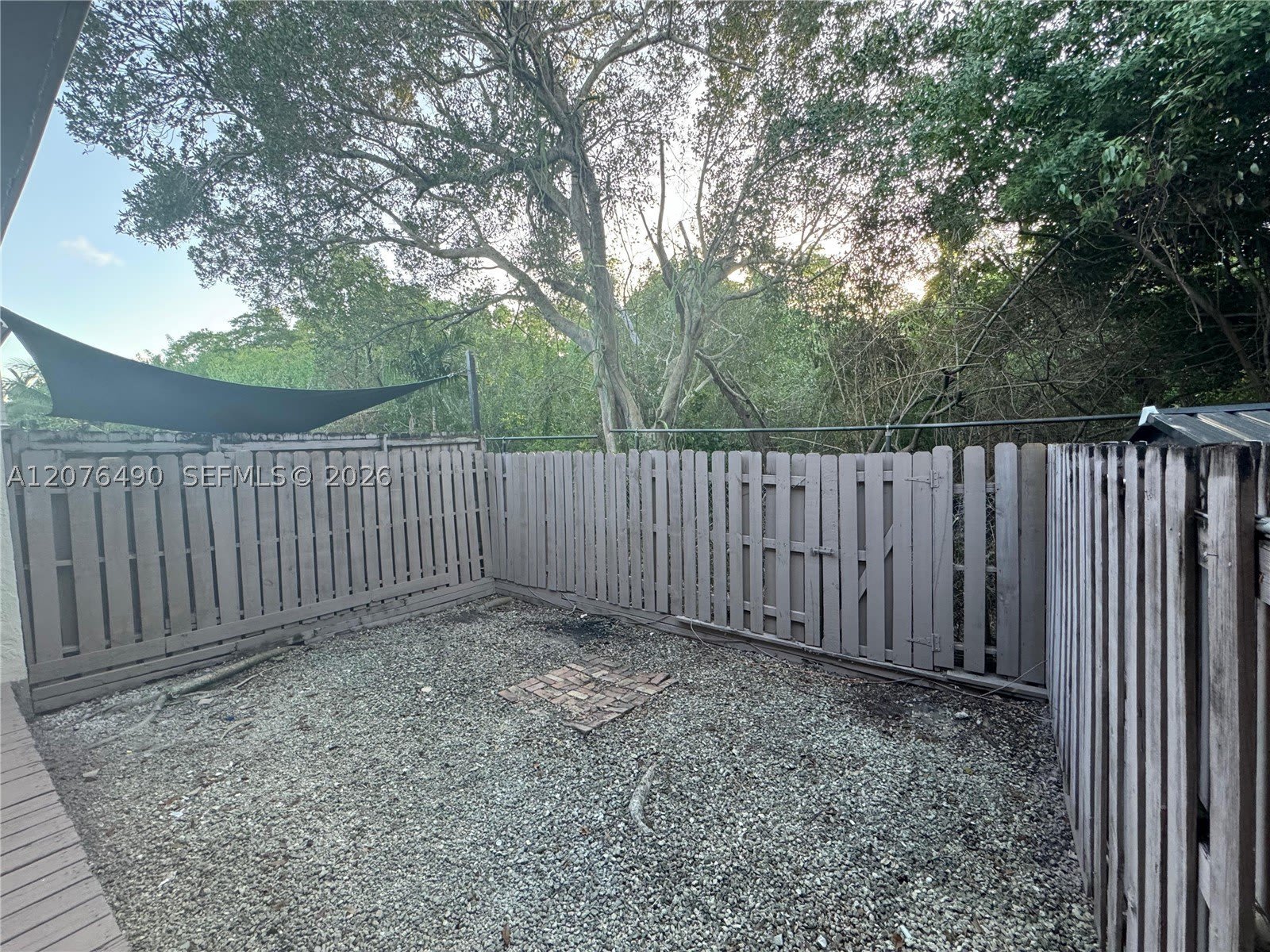 16498 NE 26th Ave – photo 5