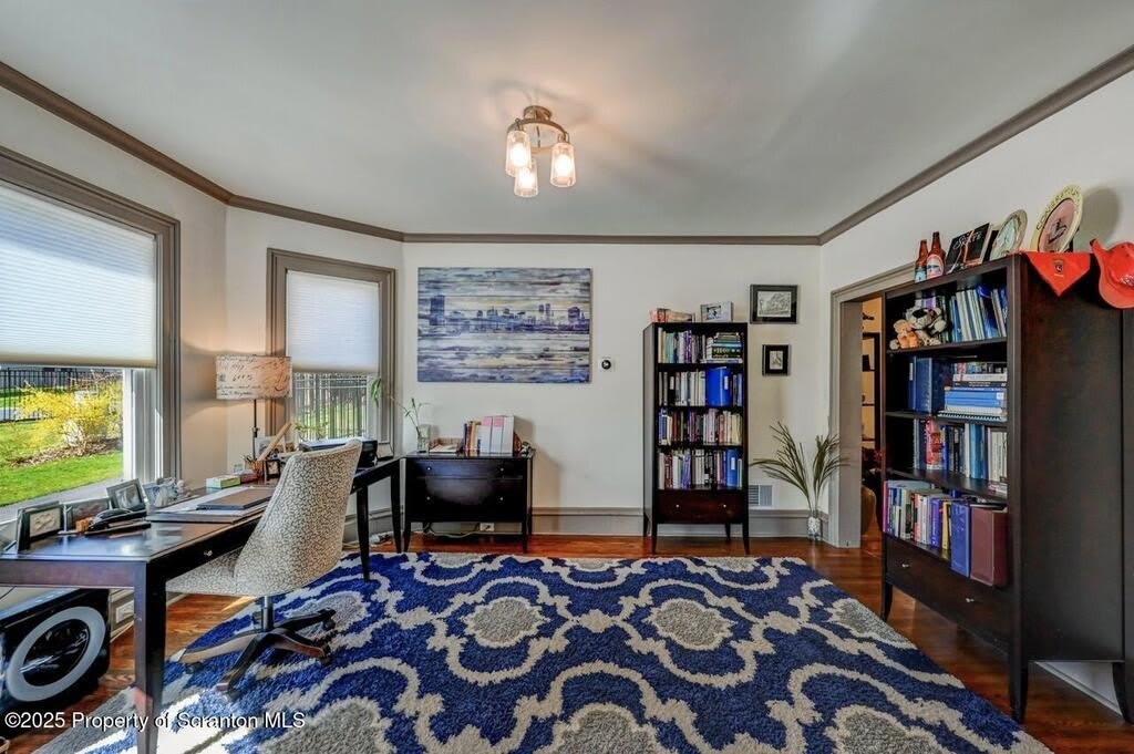 112 Weatherby St – photo 3