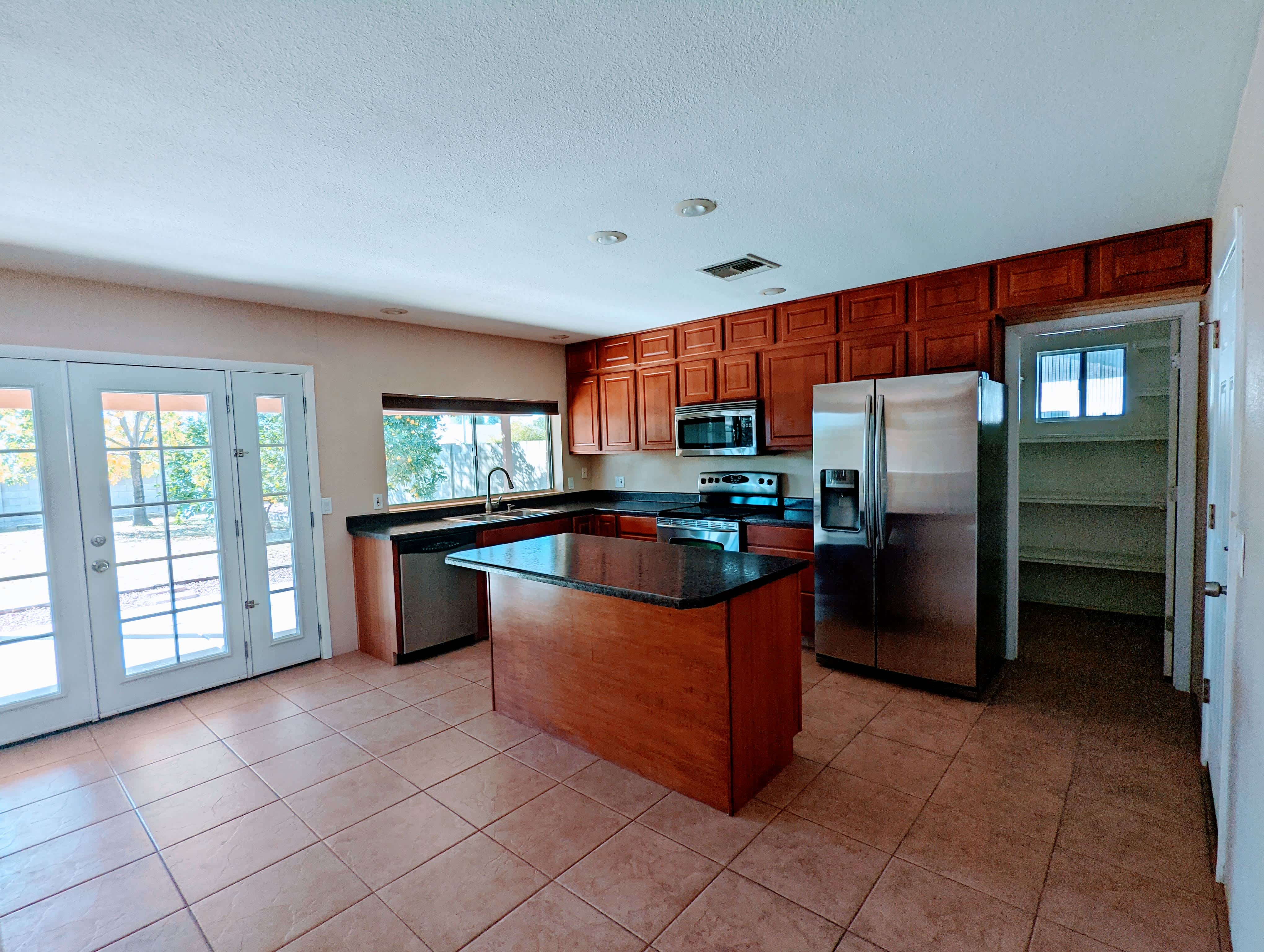 2953 W Libby St – photo 4