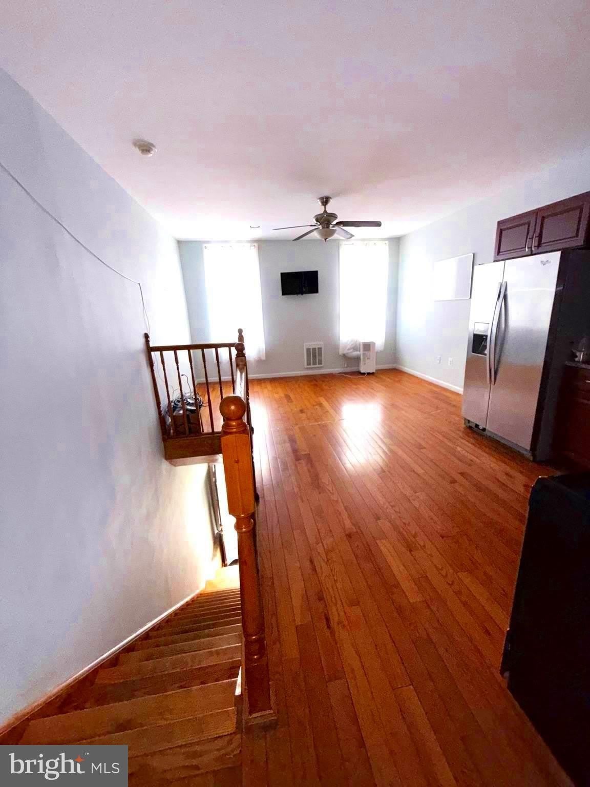 3334 N FRONT Street – photo 3