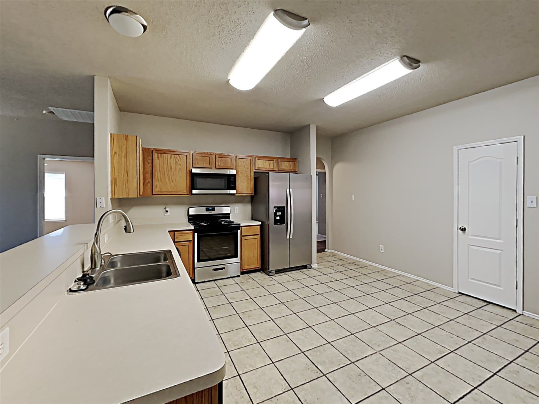 1210 Hampton Drive – photo 5