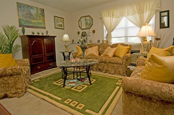 Croydon Manor – photo 2