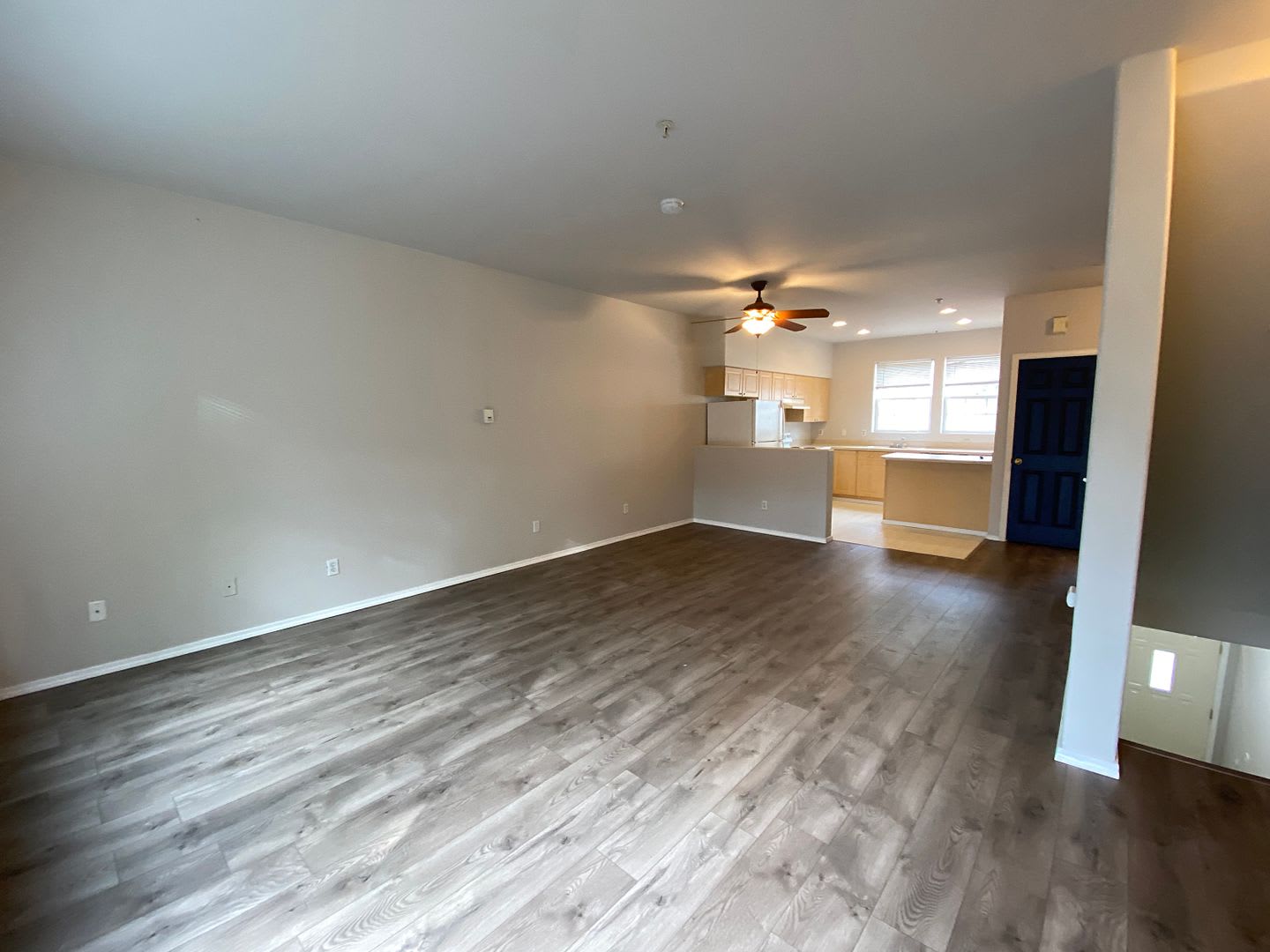 Fantastic Townhome with Gas Fireplace, Deck, Fenced Yard, and Vaulted Ceilings – photo 2