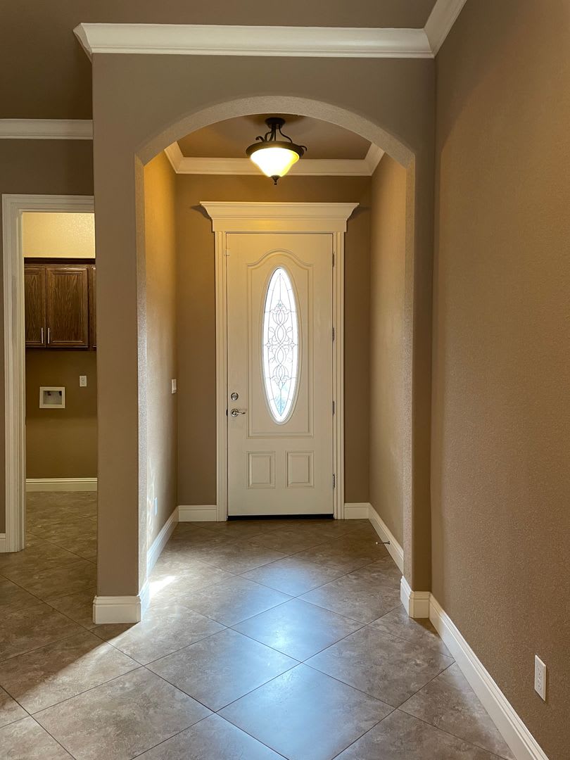 Absolutely Gorgeous 3 Br 2 5 Ba In A Gated Community – photo 2