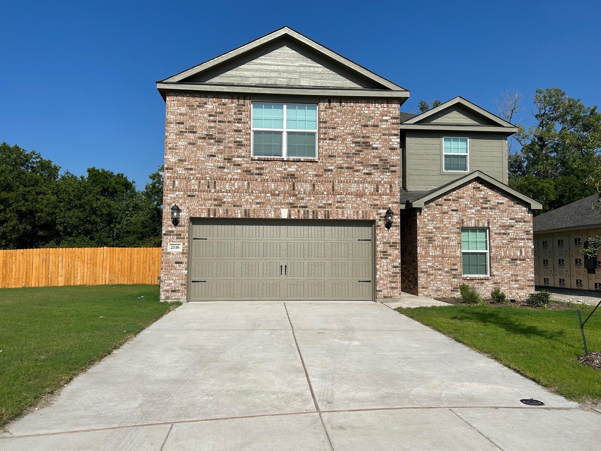 2116 Brentwood Drive – photo 2