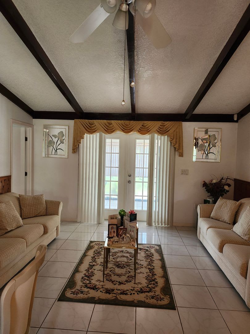 VERY NICE PORT CHARLOTTE HOME FOR ANNUAL RENT! – photo 4